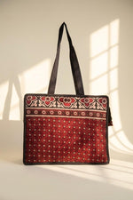 Ajrak shoulder tote