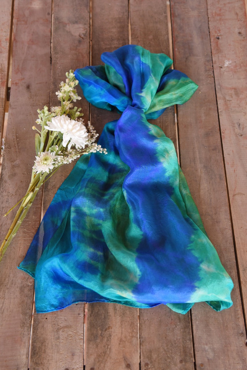 Crashing Waves Scarf