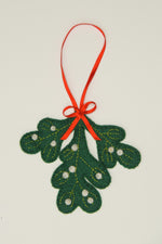 Spatulate Leaf Ornament